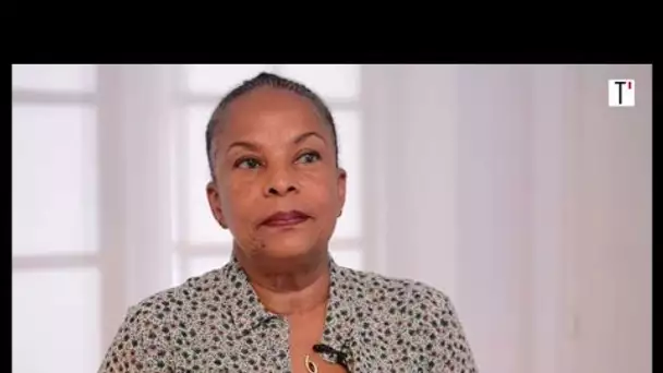 Christiane Taubira déclame des textes féministes