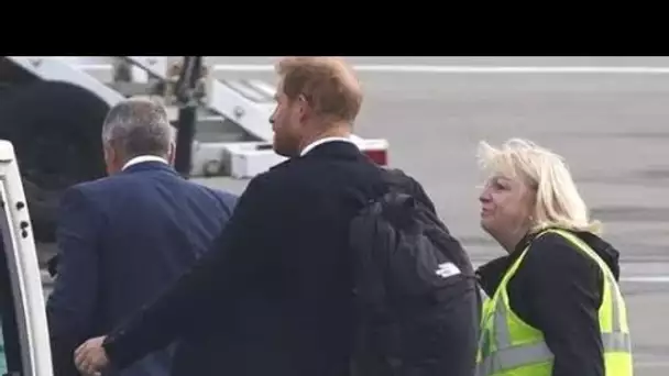 Le départ solitaire du prince Harry de Balmoral "montre encore une distance nette" avec sa famille