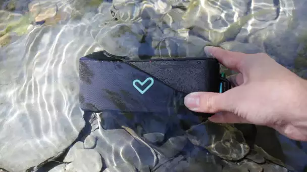 ÉCOUTER SA MUSIQUE SOUS L'EAU : ENCEINTE WATERPROOF