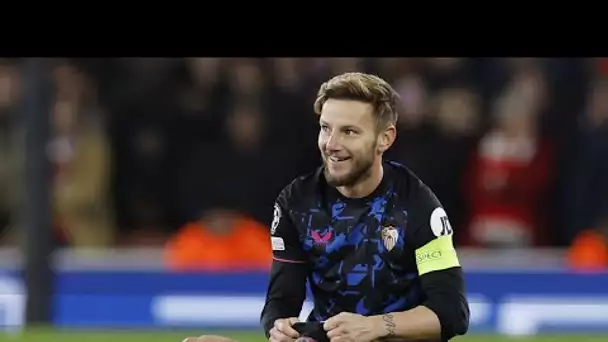 Un MISSILE qui FRACASSE la lucarne : le GOLAZO monstrueux d'Ivan Rakitic !