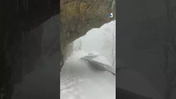 Déneigement de la route des Ecouges dans le #vercors #neige #isère #snow #montagne