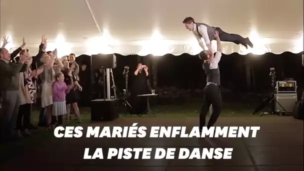 Ces mariés ont surpris les invités avec leur ouverture de bal