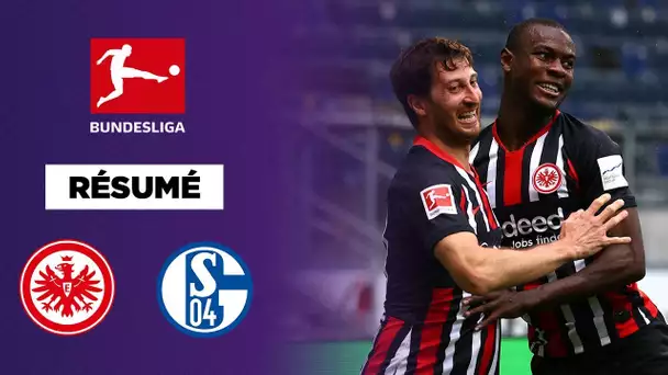 Résumé : L'Eintracht profite de l'agonie de Schalke 04...