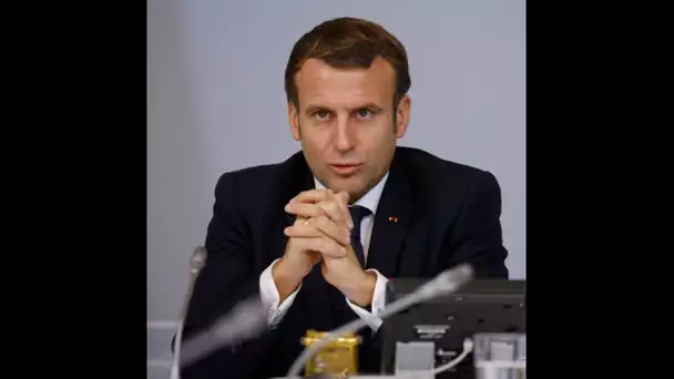 Emmanuel Macron violemment attaqué « Un ignare »