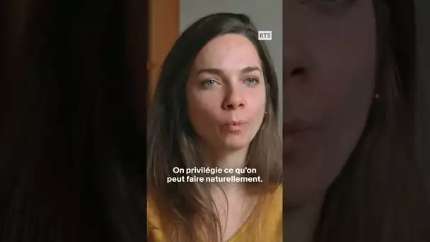 Un salaire et plus rien à la fin du mois | RTS