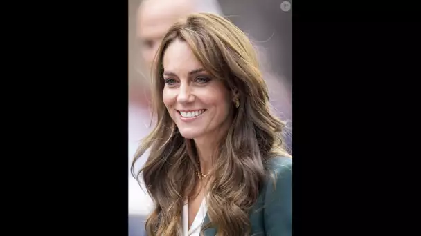 Kate Middleton sublime en émeraude, elle affirme son nouveau look lors d'une apparition très remar