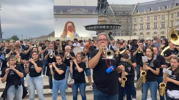La fanfare des Sans-Soucis à la fête de la musique à Bordeaux