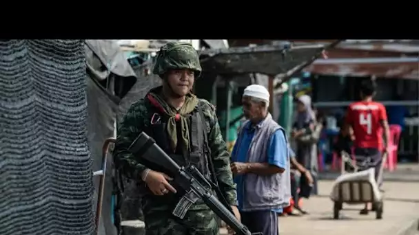 Un soldat ouvre le feu et tue au moins 17 personnes en Thaïlande