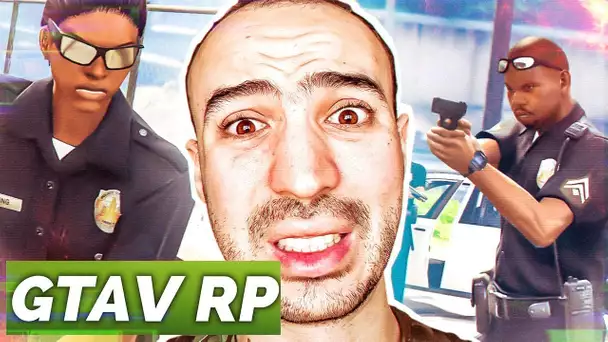 LA POLICE NOUS EMBARQUE ! ( GTA RP )