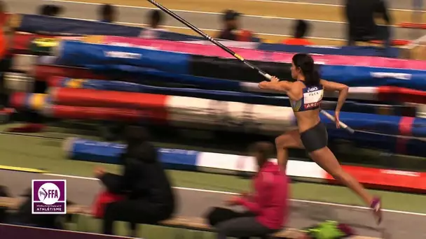 Aubière 2015 : Saut à la perche F (Marion Fiack avec 4,60 m)