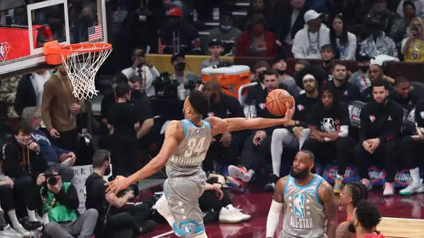 Booker & Giannis Trade Ridiculous Plays 😲