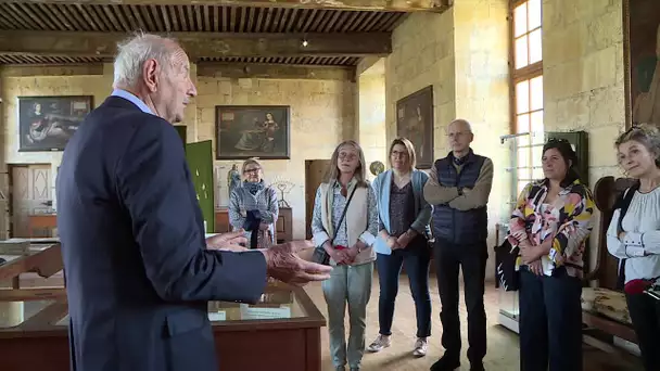 Châteaux en fête : l'ancien publicitaire Claude Douce fait le guide à Sauveboeuf