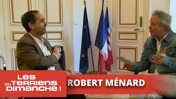 Robert Ménard face à " Simplet reporter " - Les Terriens du Dimanche