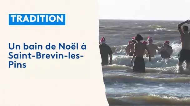 Bain de Noël à Saint-Brevin-les-Pins