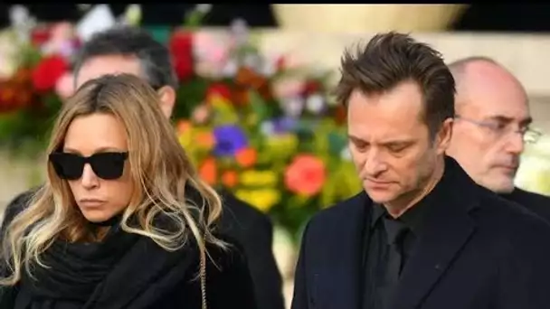 Mort de Johnny Hallyday  pourquoi Laura Smet et David Hallyday n'ont pas pu lui dire au revoir