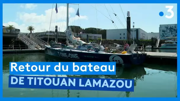 Retour aux Sables d'Olonne du bateau de Tituan  Lamazou, 1er vainqueur du Vendée Globe en 1990