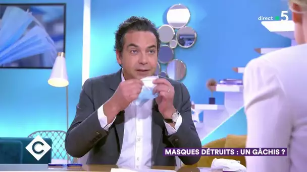 Masques détruits : un gâchis ? - C à Vous - 13/05/2020