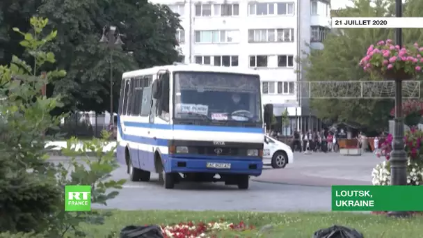 Un homme armé prend en otage une dizaine de passagers dans un bus en Ukraine