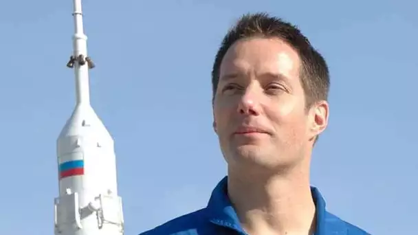 L'astronaute français Thomas Pesquet fait sa première sortie dans l'espace