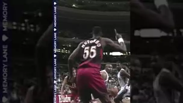 “No, no, no!” Dikembe Mutombo had 3 straight blocks and broke out the finger wag in 1997.