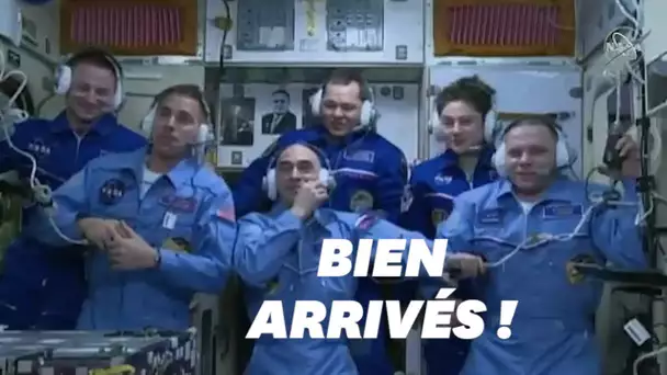 Les deux cosmonautes et l’astronaute sont bien arrivés dans l’ISS