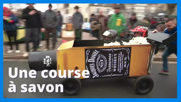 La première course à savon de Châteauroux rue des Cordeliers