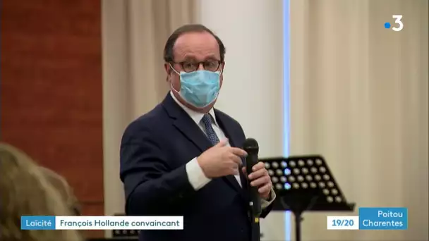 Poitiers : François Hollande parle de laïcité aux lycéens de Victor Hugo