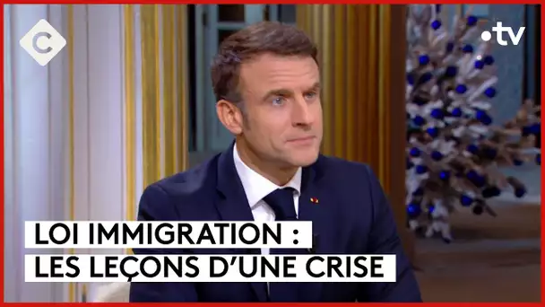Loi immigration : Macron a-t-il tué le macronisme ? - L’Édito - C à vous - 20/12/2023