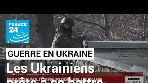 À Kiev, les ukrainiens se préparent à prendre les armes face à la Russie • FRANCE 24