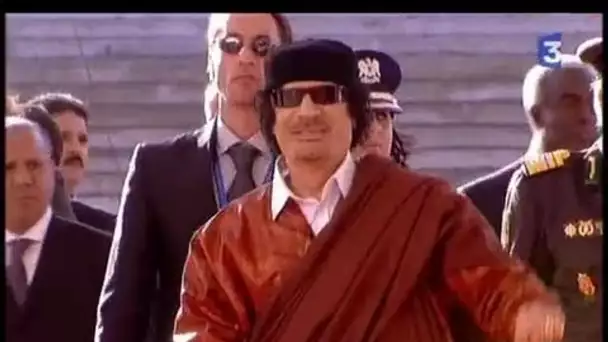 Polémique autour de la visite de Kadhafi en France