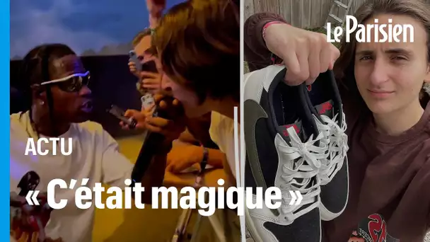 le rappeur Travis Scott offre ses sneakers à un fan français survolté pendant un concert