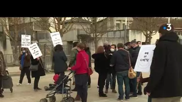 Lot : mobilisation pour un préau et des sanitaires salubres au collège Gambetta de Cahors