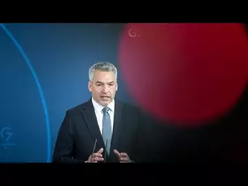 Le chancelier autrichien Karl Nehammer élu chef du Parti populaire