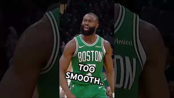 Jaylen with the SMOOTH spin into the AND-1 JUMPER!