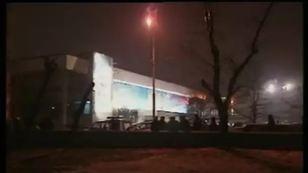 Moscou : rebelles tchétchènes prennent 700 otages dans un théâtre