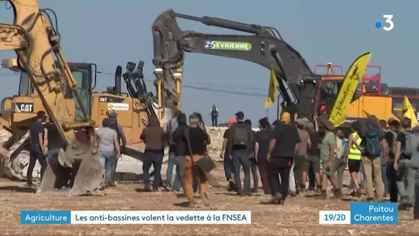 Agriculture : les anti-bassines volent la vedette à la FNSEA à Niort