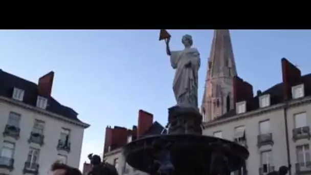 Présidentielle 2012 : ambiance, place Royale à Nantes