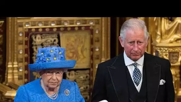 Elizabeth II furieuse contre le prince Charles: Ce comportement qu’elle ne digère vraiment pas!