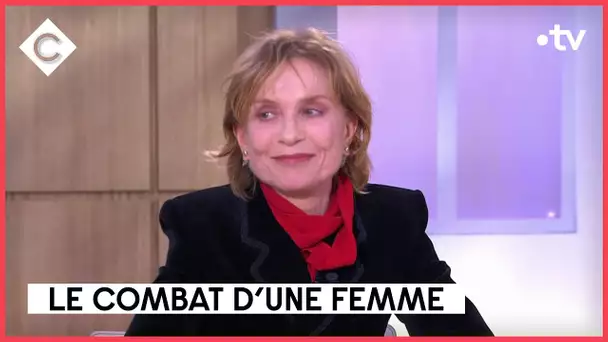 La syndicaliste, l’histoire vraie d’un scandale d’État - Isabelle Huppert - C à Vous - 22/02/2023