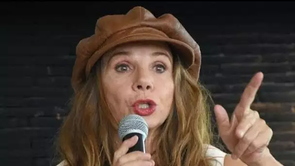 Cette comédienne qui fait polémique en balançant sur la crise sanitaire:  "C'est le...