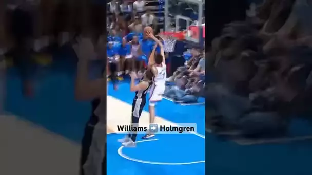 Chet Holmgren ALLEY-OOP off the Jalen Williams find on NBA TV! 😤 | #Shorts