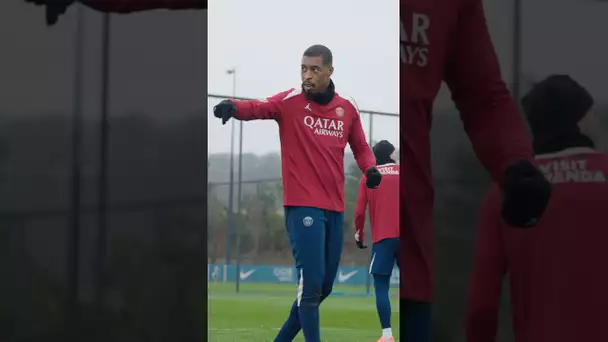 New striker in the squad 👀🤣9️⃣