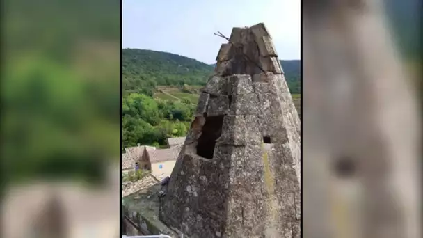 Gard : l'église de Saint-André-de-Roquepertuis foudroyée, son clocher menace de s'écrouler