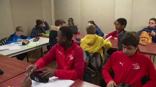 Laval: au club du Bourny travail scolaire et football vont de pair