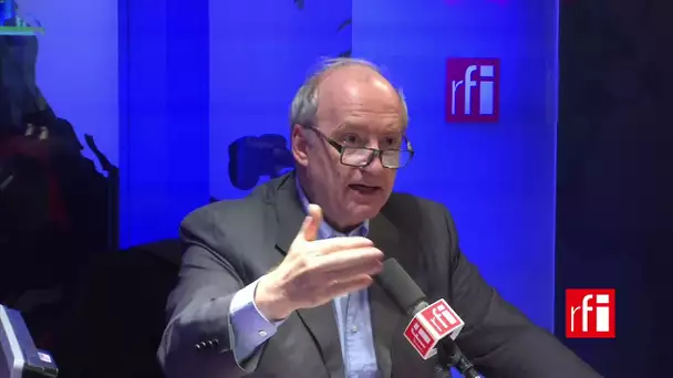 Hubert Védrine: « La coalition contre Daech doit être militaire et politique »