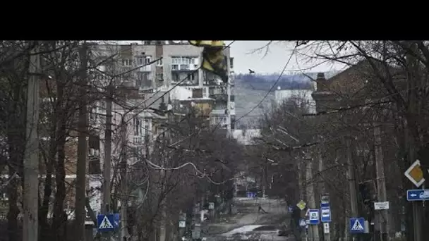 La solidarité des habitants de Bakhmout, ville ukrainienne déchirée par la guerre