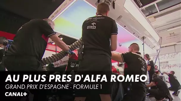 En immersion avec Alfa Romeo pendant une séance d'essais - Grand Prix d'Espagne - F1