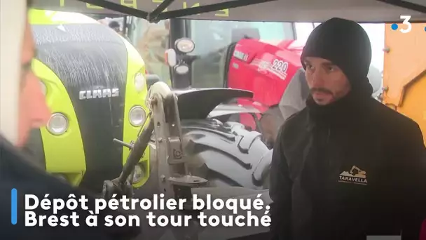 Dépôt pétrolier bloqué. Brest à son tour touché