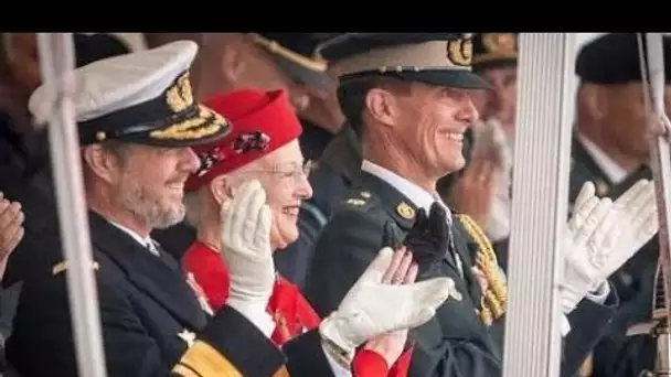 La reine Margrethe tient des pourparlers de paix avec le prince Joachim après la fureur de dépouille