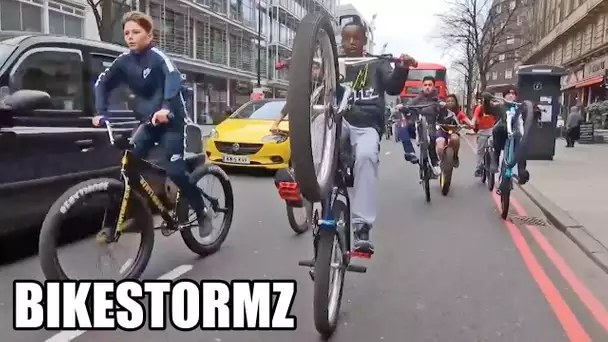 Phénomène BikeStormz : 4000 riders envahissent les rues de Londres !